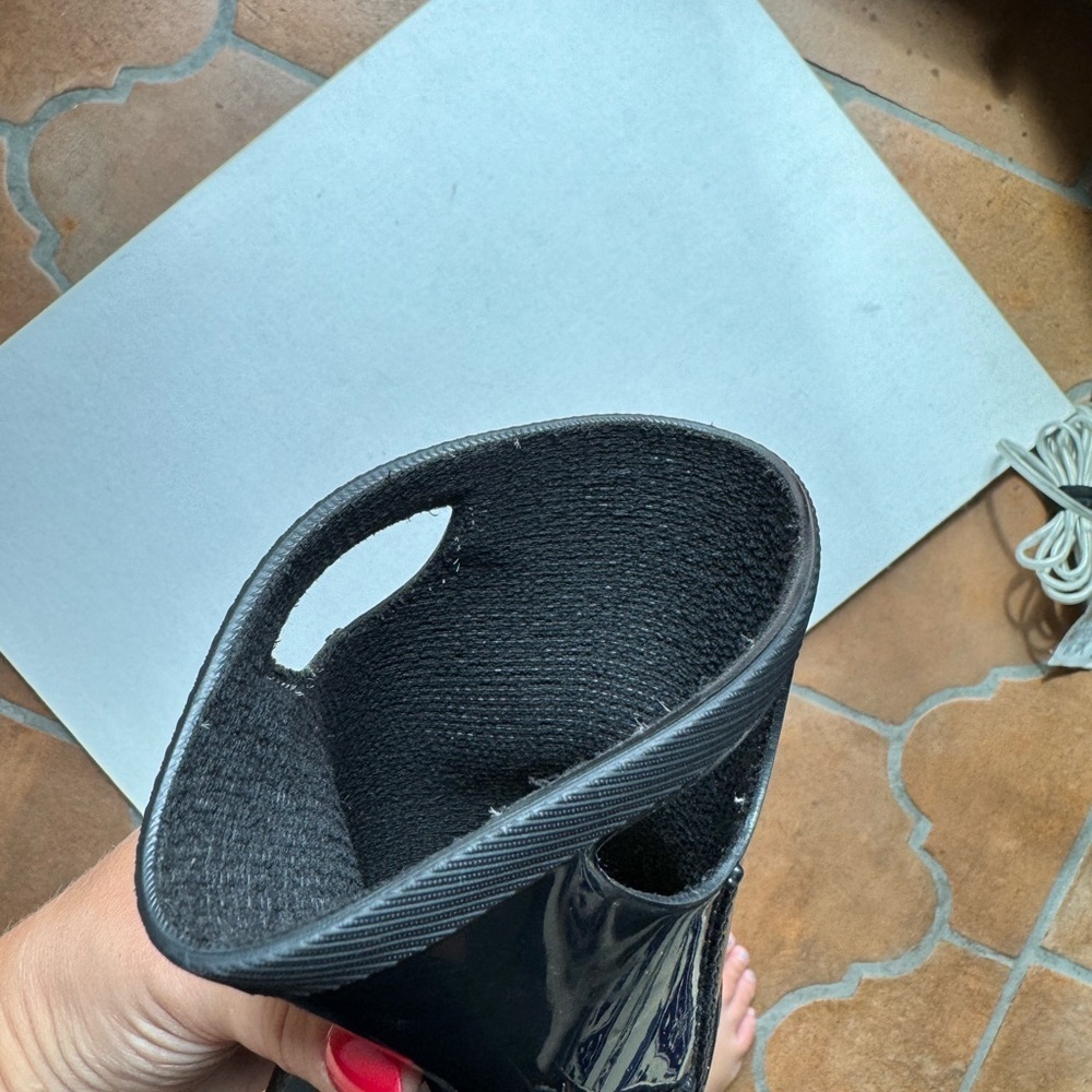 UGG Rain Boots Black 10 Minimalist Neutral Waterproof Scandi Coastal Cottagecore - Picture 8 of 8